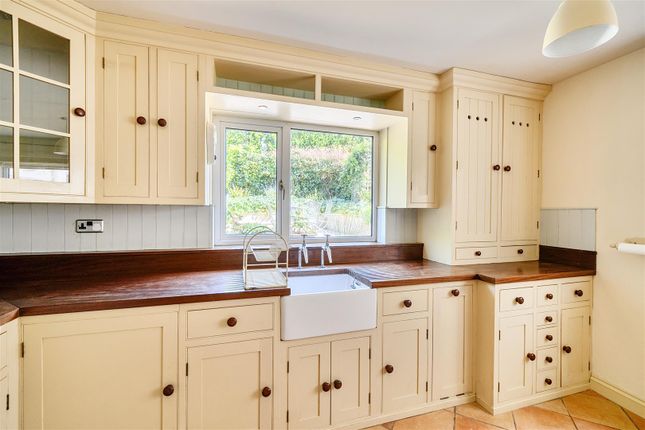 38, Bedford Terrace, Bridport photo 4