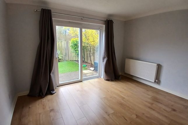 29, Cavendish Road, Redhill photo 5