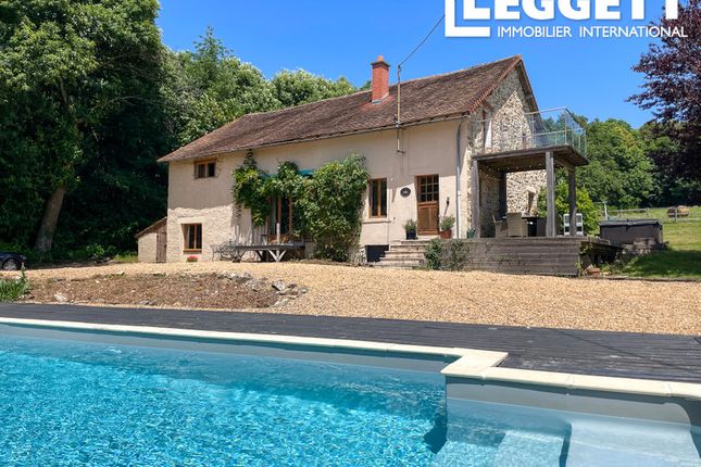 Thumbnail Villa for sale in Pageas, Haute-Vienne, Nouvelle-Aquitaine