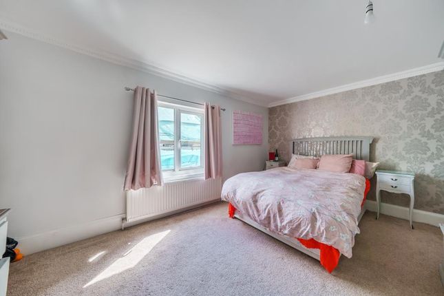 Terraced house for sale in South Terrace, Surbiton