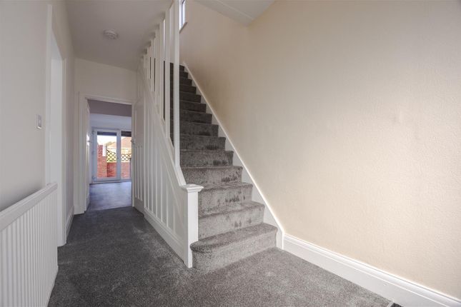 10, Highfield Avenue, Scunthorpe photo 2
