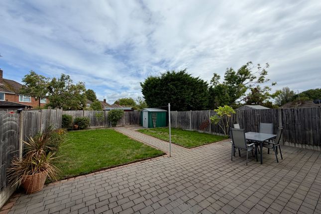 24, Rea Avenue, Rednal photo 3