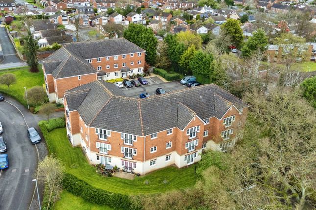 Flat for sale in The Garthlands, Stafford, Staffordshire
