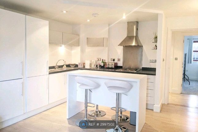 Flat, Eagle Works West Quaker Street, London photo 2