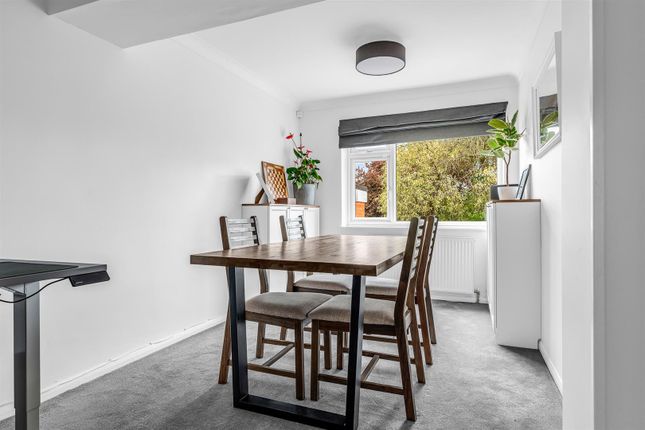 32, Woodlands Road, Hertford photo 4