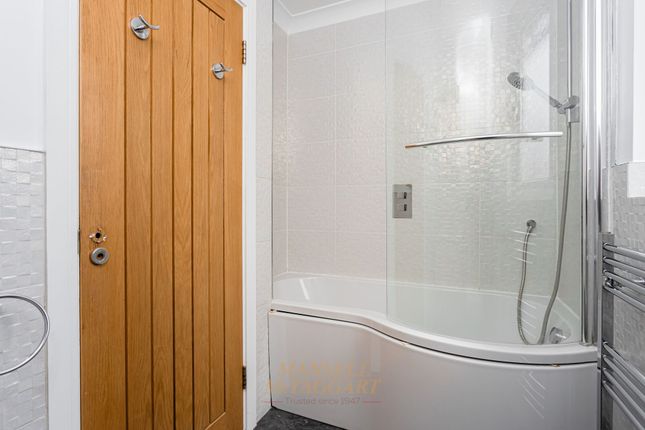 15 Jeddere Cottages, Lingfield photo 4