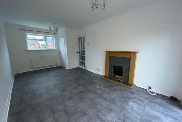 24, Larchfield Road, Maidenhead photo 5