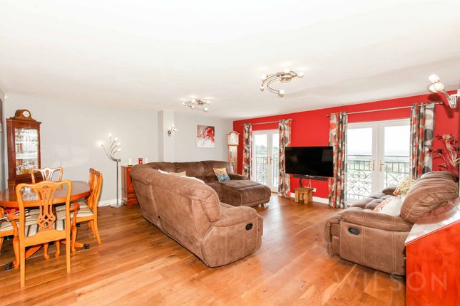 19 Spittal Green, Chesterfield photo 4