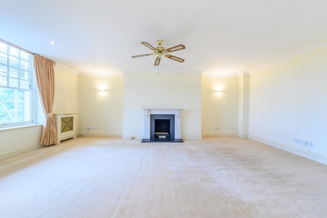 16 Gainsborough House, Frognal Rise, London photo 3