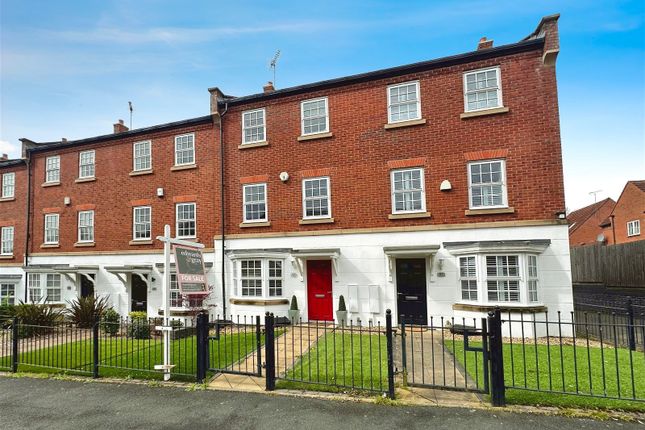 Thumbnail Town house for sale in Nether Hall Avenue, Great Barr, Birmingham