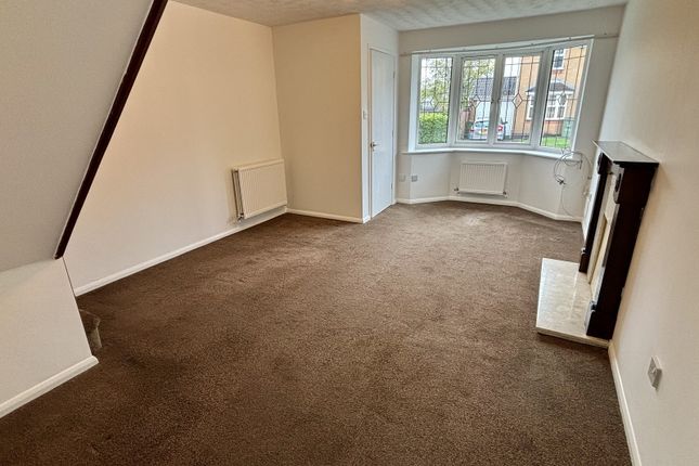 12, Rivets Meadow Close, Leicester photo 3