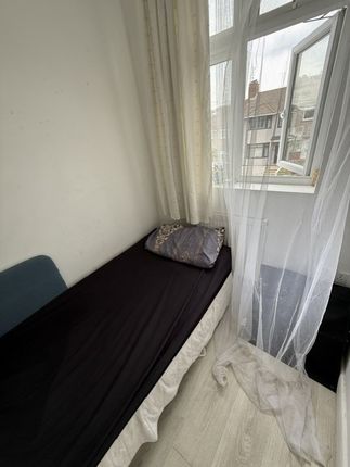 39 Donaldson Road,, Donaldson Road, London photo 4