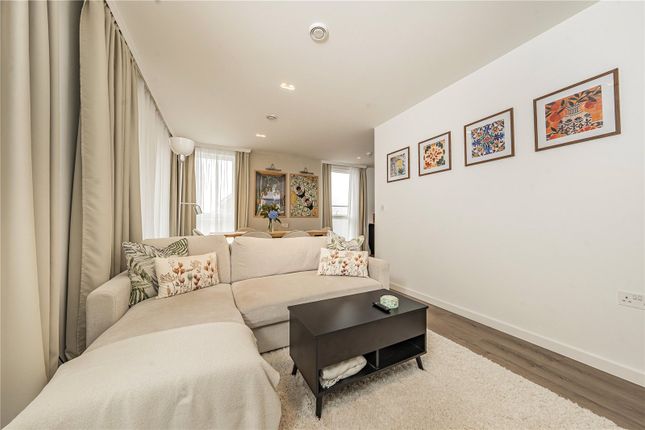 Flat 4, 17, Russell Road, Wimbledon photo 3