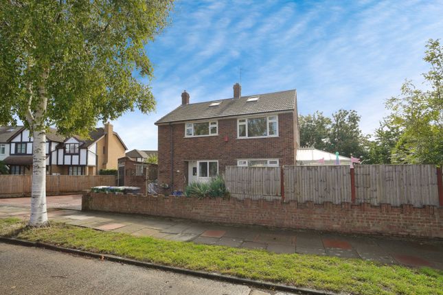 107, Pinewood Avenue, Sidcup photo 2