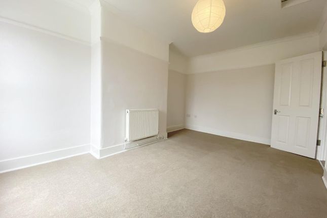 Flat to rent in Dulwich Village, London