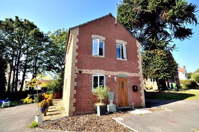 Monkey Puzzle Close, Westward Road, Ebley, Stroud GL5, 3 ...