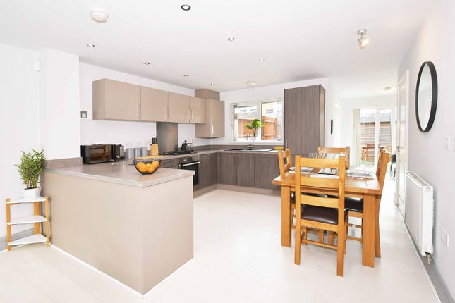 52, Kiln View, Stoke-on-Trent photo 4