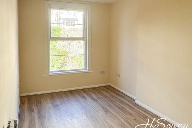 Flat 3, Swan Court, 49, Swan Street, Torquay photo 3