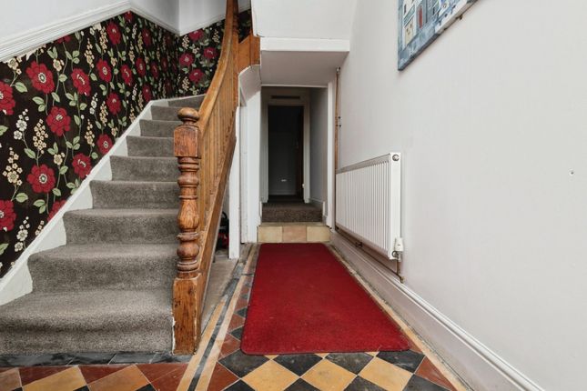 17, Tabernacle Terrace, Carmarthenshire photo 2