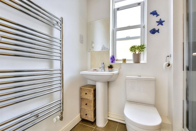 2nd Floor Bathroom_1.Jpeg