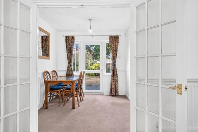 78, Kensington Way, Borehamwood photo 4
