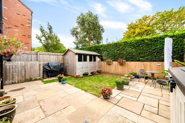 4 Hazeldene Fold, York photo 4