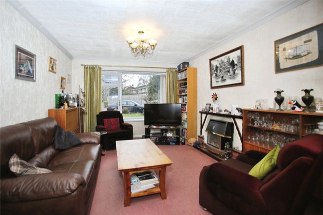 1, Alderwood Avenue, Stockport photo 3