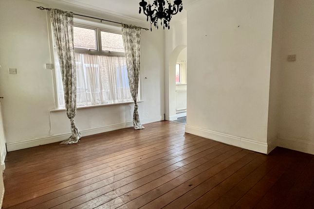 10, Rosebud Avenue, Bournemouth photo 4