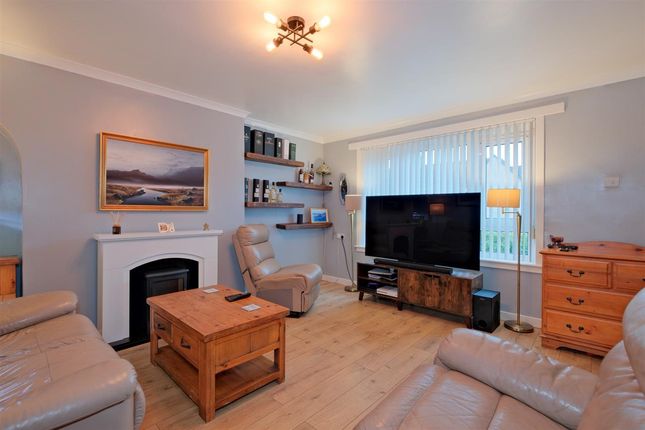 21, Brankston Avenue, Stonehouse photo 2