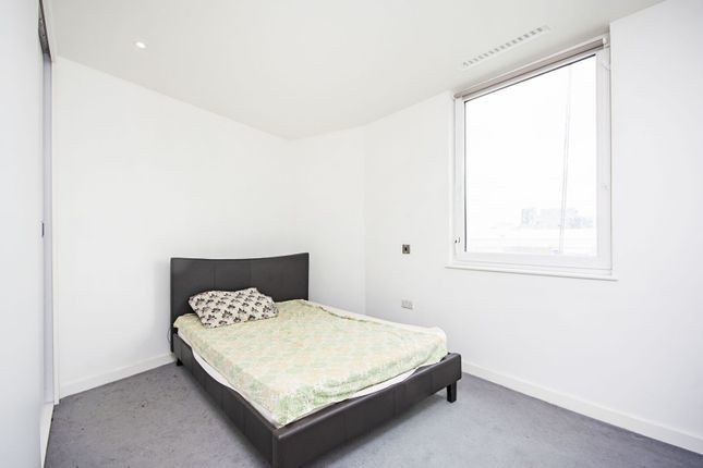 Capitol Way, Colindale photo 2