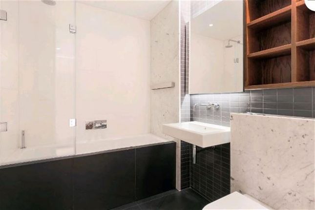 Flat for sale in Vicary House, Barts Square, London, Bartholomew Close