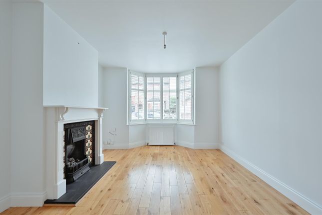 29, Coleswood Road, Harpenden photo 3