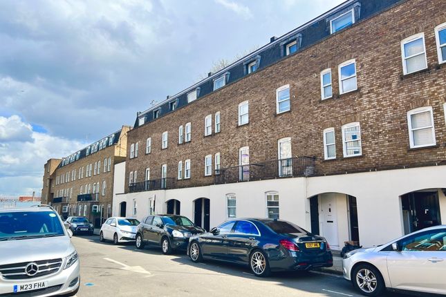 Terraced house to rent in Starcross Street, London