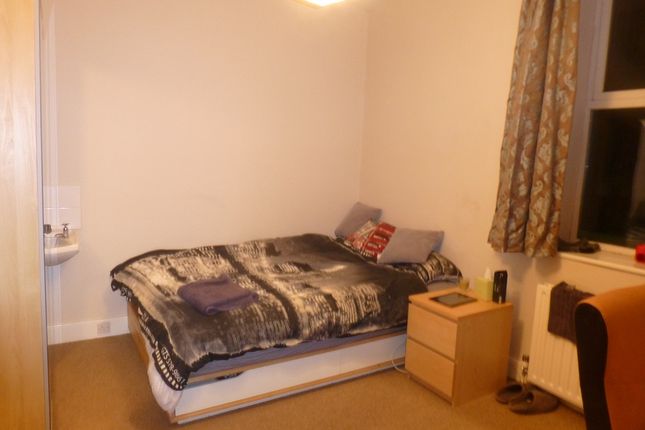 End terrace house to rent in Ancrum St., Spital Tongues, Newcastle Upon Tyne