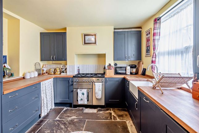 4, Northfield Terrace, Wakefield Road, Wakefield photo 3