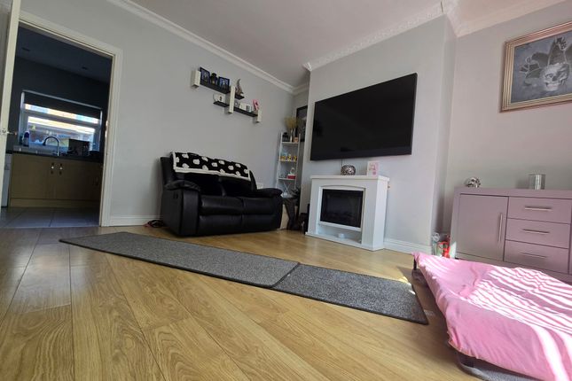 5, Stanley Street, Seaham photo 4
