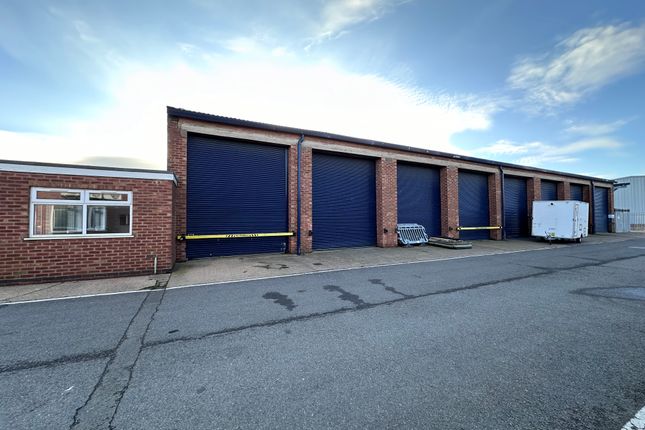 Warehouse to let in Coleshill Industrial Estate, Station Road, Birmingham