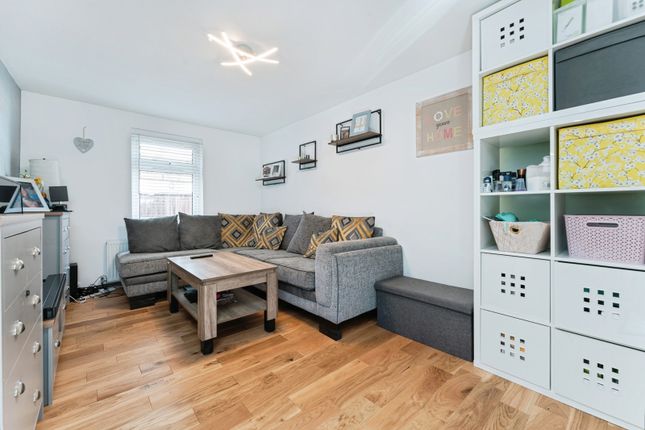 4, Thorpe Way, Cambridgeshire photo 4