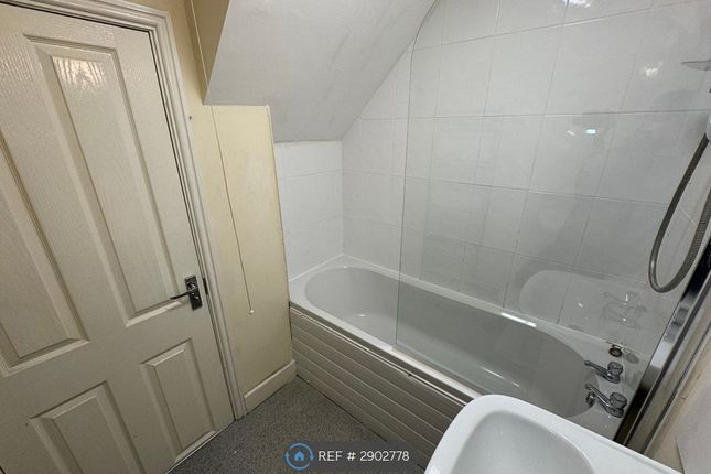 Flat C, Westgate House Westgate, Grantham photo 5