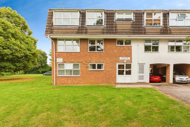 Thumbnail Flat for sale in Grasmere Way, Linslade, Leighton Buzzard