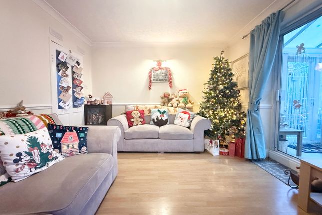 24, Clent Road, Stourbridge photo 3