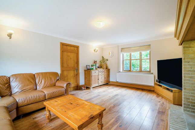 Kingfisher Cottage Millbrook Green, Lydney photo 4