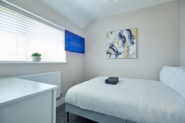 3 Fountains Road 33.Jpg