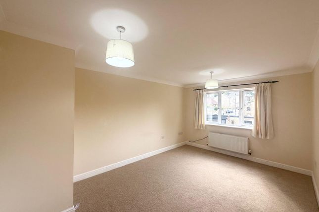 3, Clifton Mews, West Yorkshire photo 3