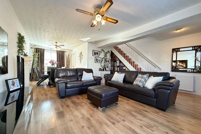 15, Mcpherson Drive, Glasgow photo 2
