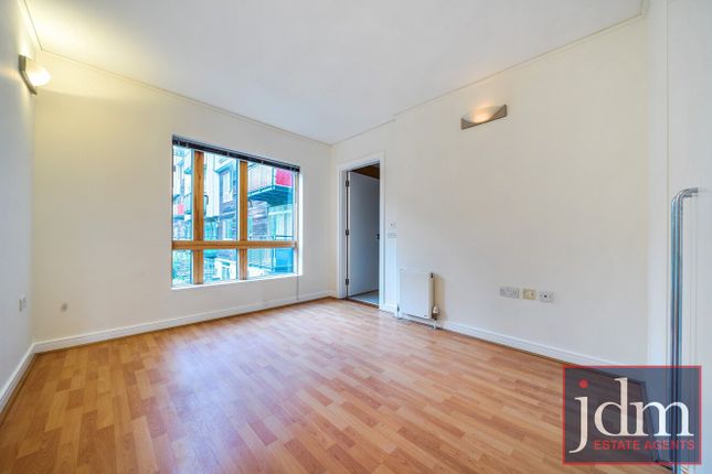 Flat 205, Maurer Court,, Mudlarks Boulevard, London photo 4