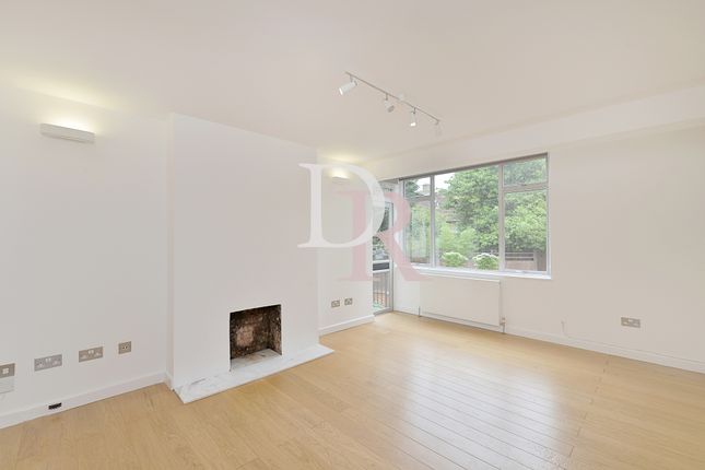 Thumbnail Flat to rent in Alwyne Square, London