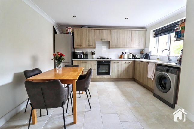 18, Bancroft Way, Leicester photo 4