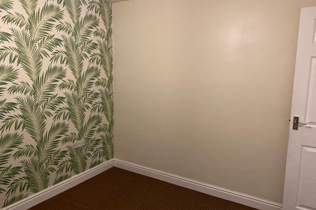 28 Easter Wood Close, Hull photo 5