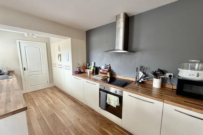 3, Henry Terrace, Houghton Le Spring photo 4